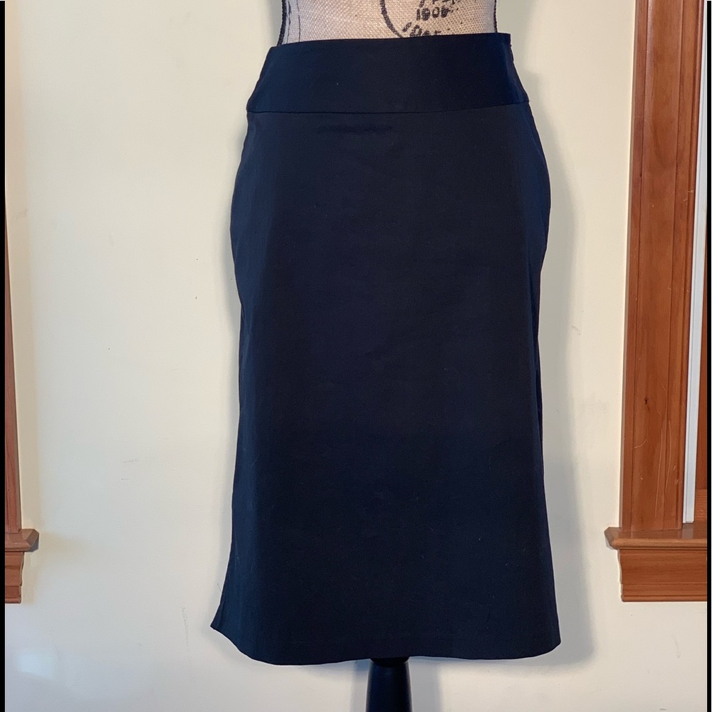 Banana Republic Stretch 4 Black Skirt with Slits